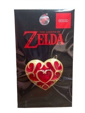 Heart Container Pin from Nintendo / The Legend of Zelda Brand New Sealed In Hand